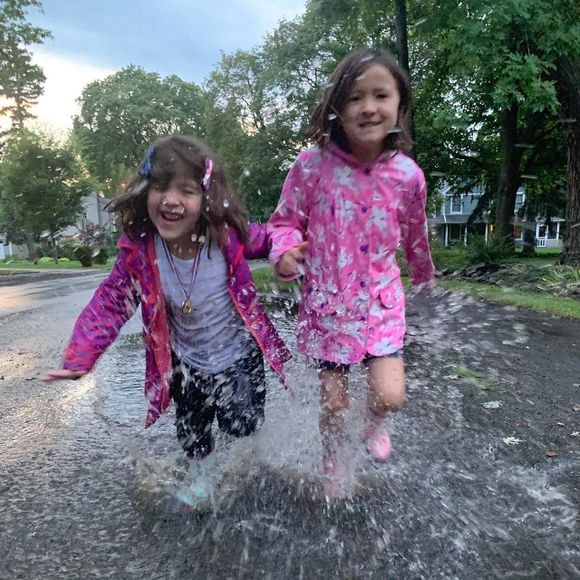 Meet your Posher, Noreen - Picture 1 of 1